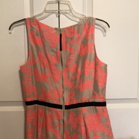 LOFT embroidered dress - Picture 5 of 6